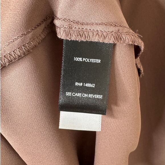 NWOT Torrid Plus 2X Deep Taupe Long Sleeve Georgette Surplice Blouse - Picture 11 of 11